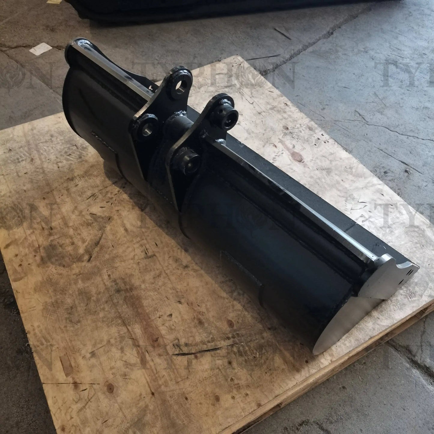 Excavator Attachment Tilt Bucket 39″ Hydraulic Tilting Bucket 1000mm Heavy Duty