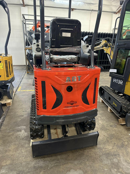 1 Ton, Upgraded Mini Excavator w/ Pilot Control & Swing Boom & Hydraulic Thumb | AGT-DM12X-C