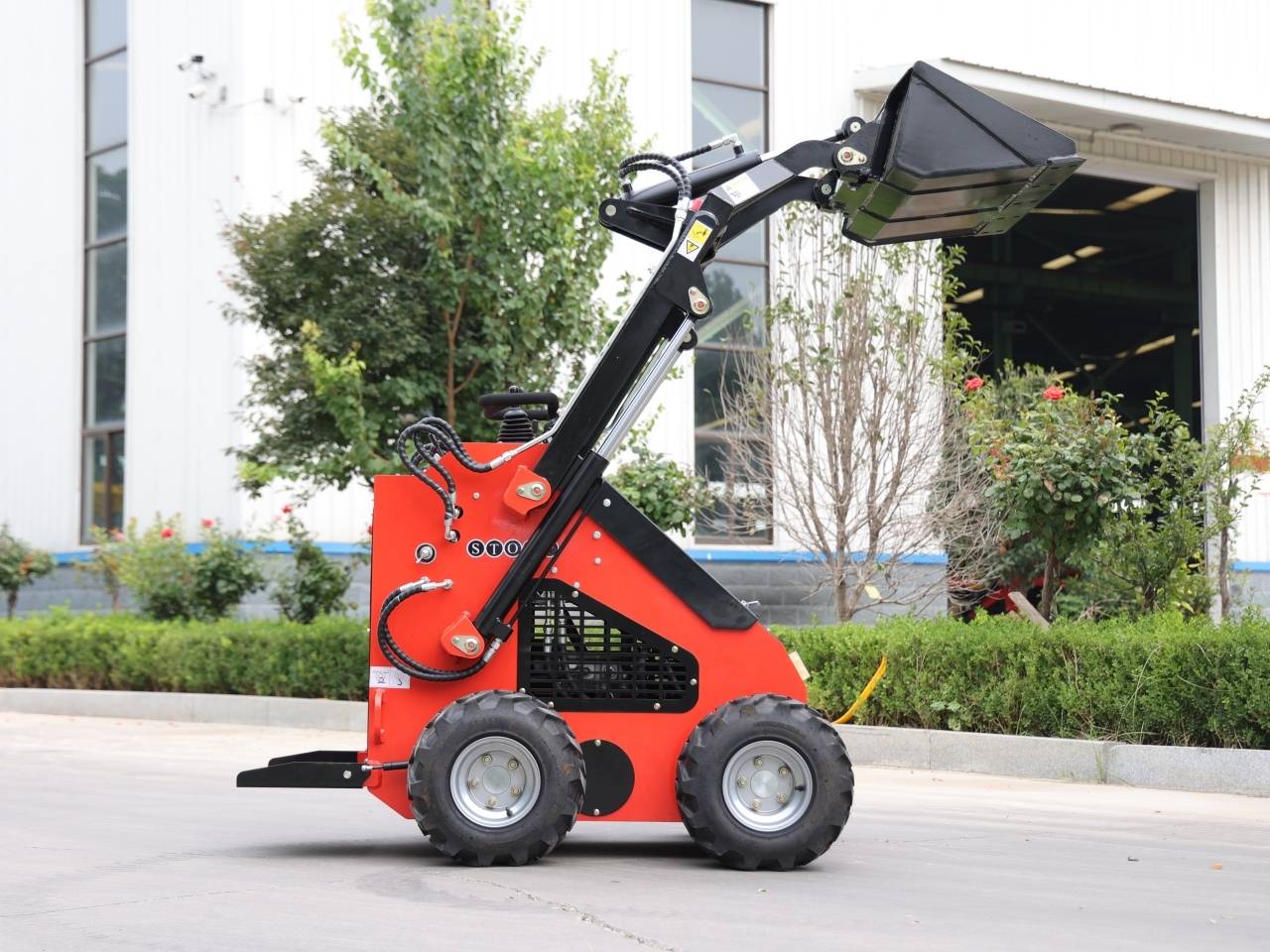 Brand New TYPHON STOMP 1800lbs Mini Skid Steer Loader 23HP Wheel Gas EPA B & S Engine USA