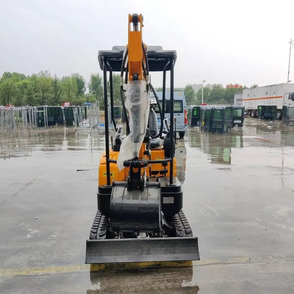 TYPHON TERROR XVIII Mini Excavator – 4000lbs EPA Certified USA KUBOTA D902 engine