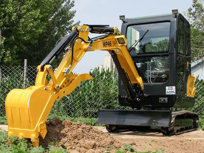 2 TON Mini Excavator Farm Small Digger EPA Engine Cab